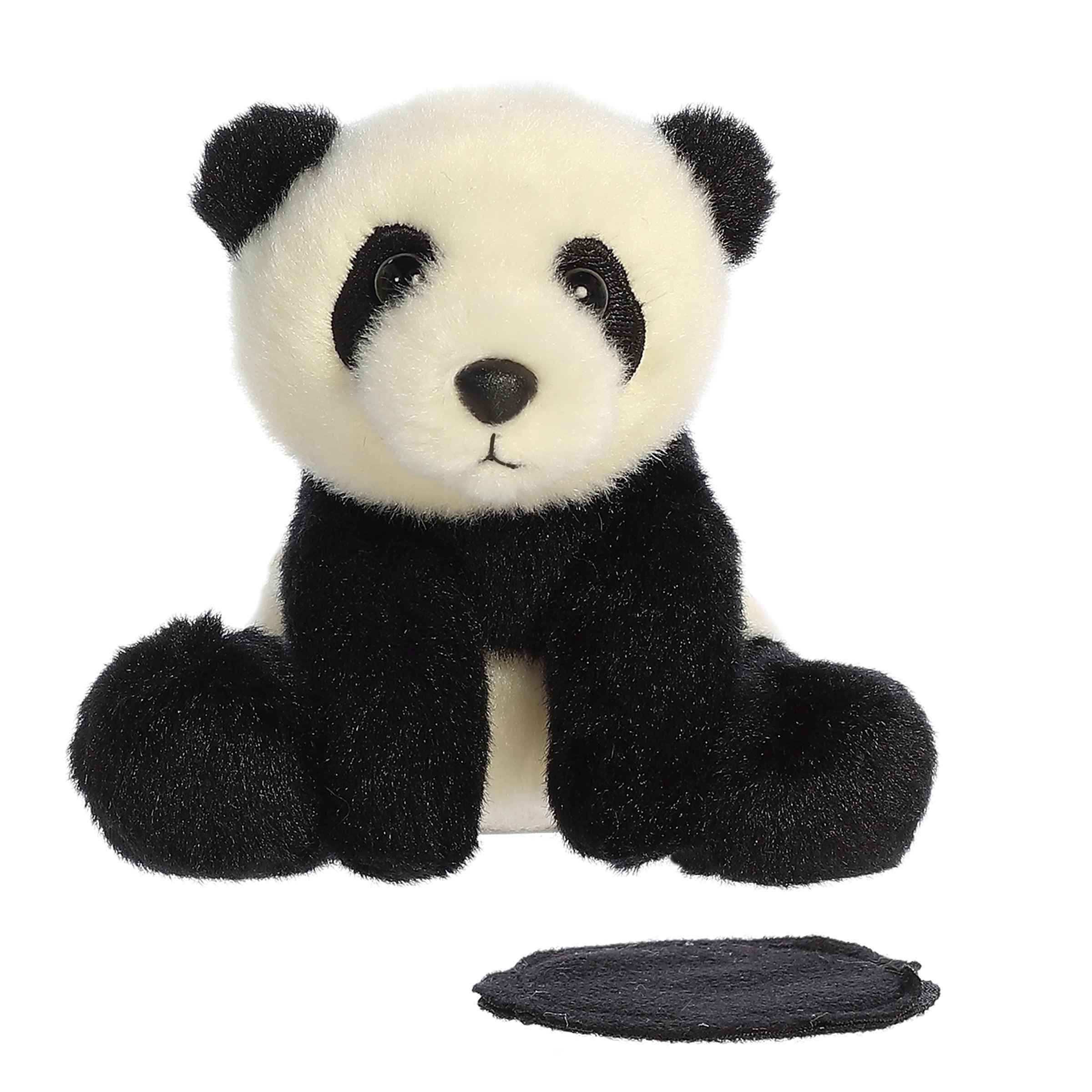 6" Plush Min Panda Shoulderkin